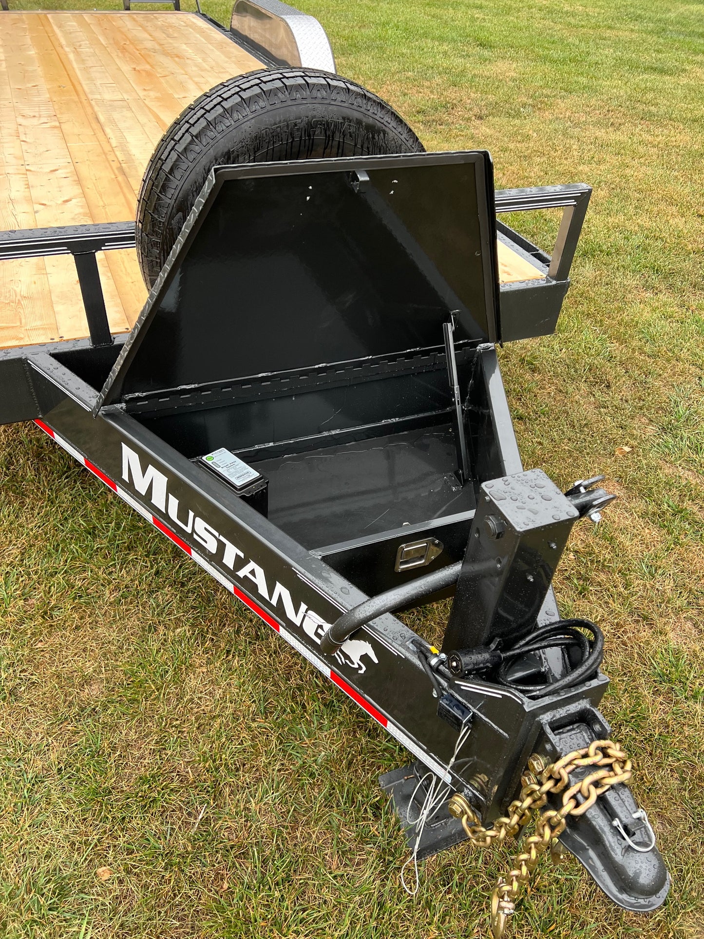 New 20ft Mustang Equipment Trailer