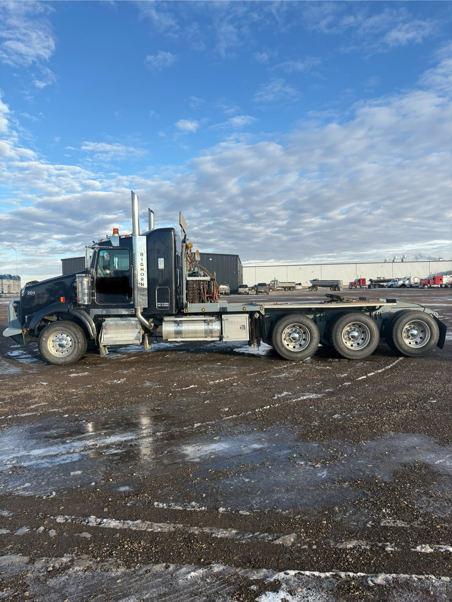 2007 KW T800 Tri Drive Winch Truck