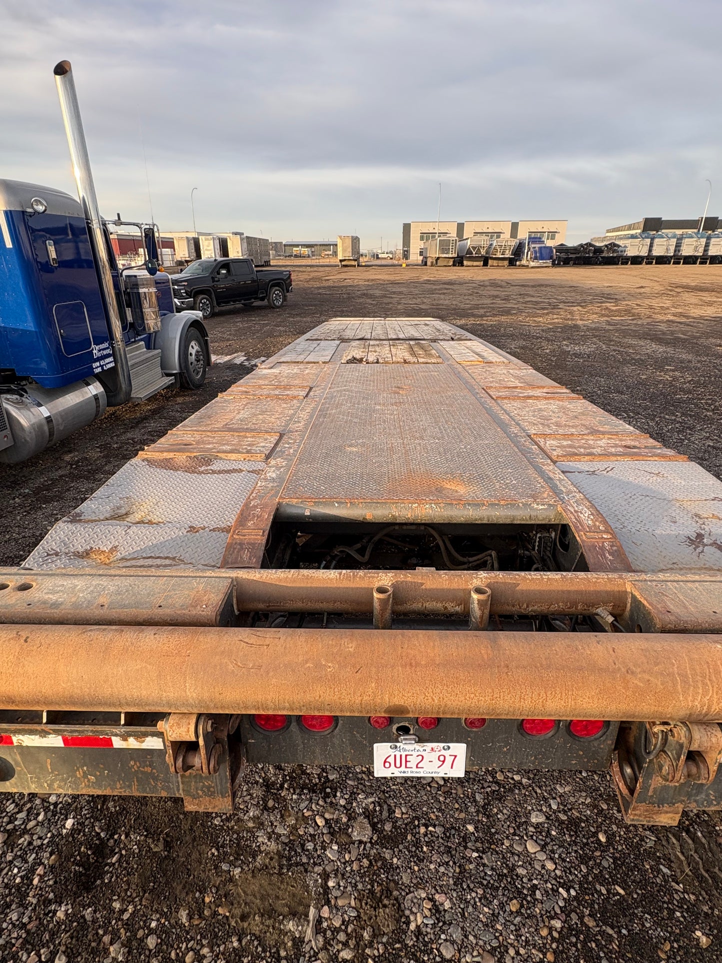 2007 Doepker 40ton Scissorneck Trailer