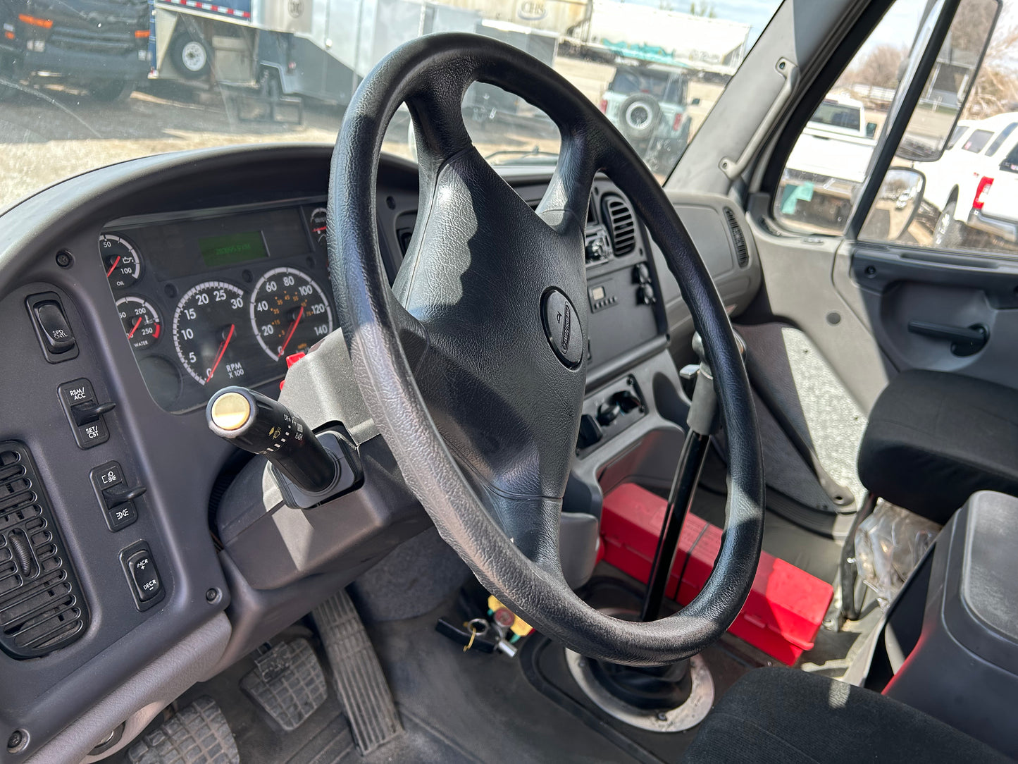 2018 Freightliner M2 106