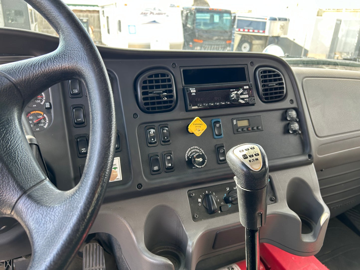 2018 Freightliner M2 106