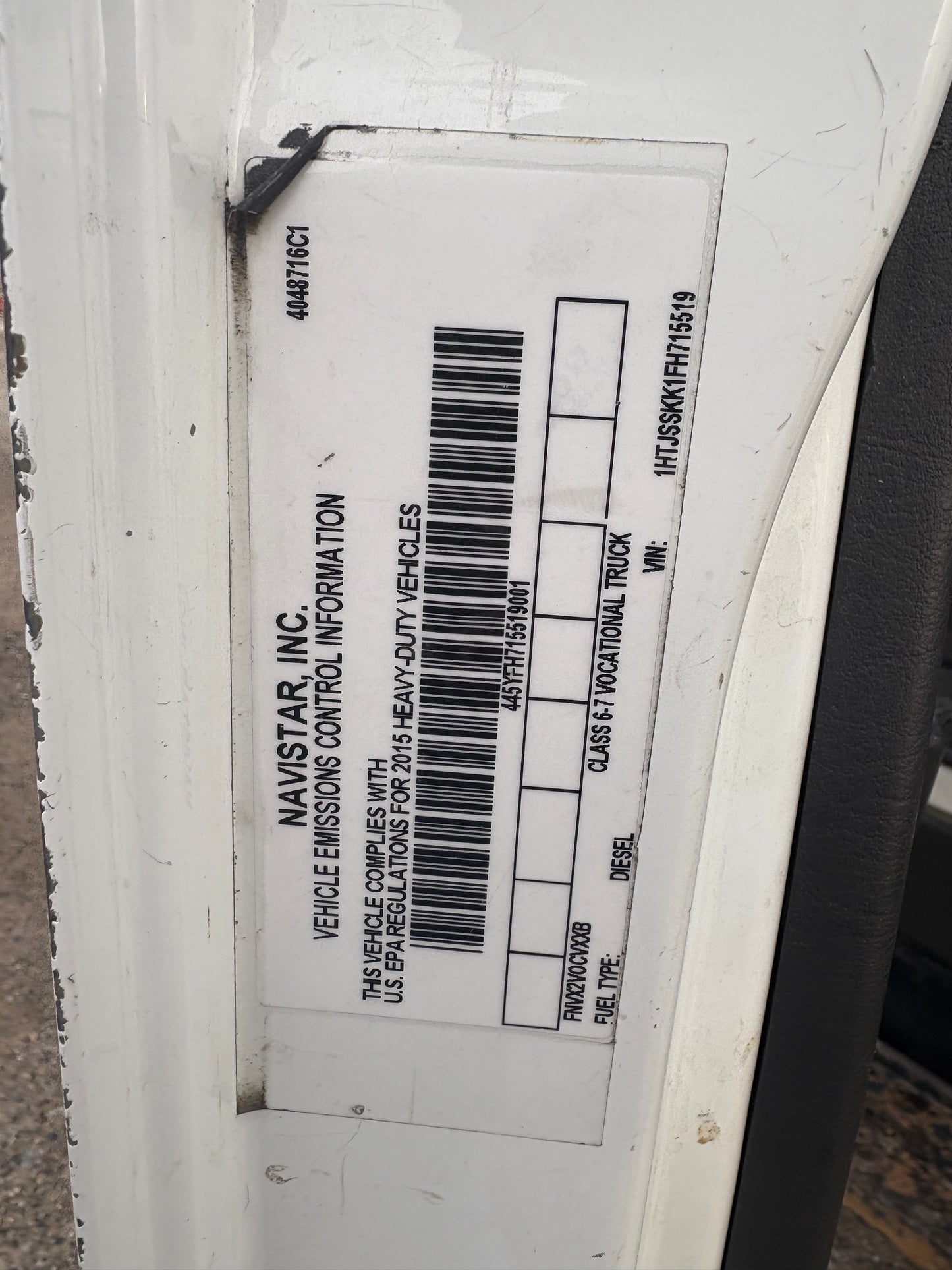 2015 International Terrastar 16ft Box Truck w/ Lift