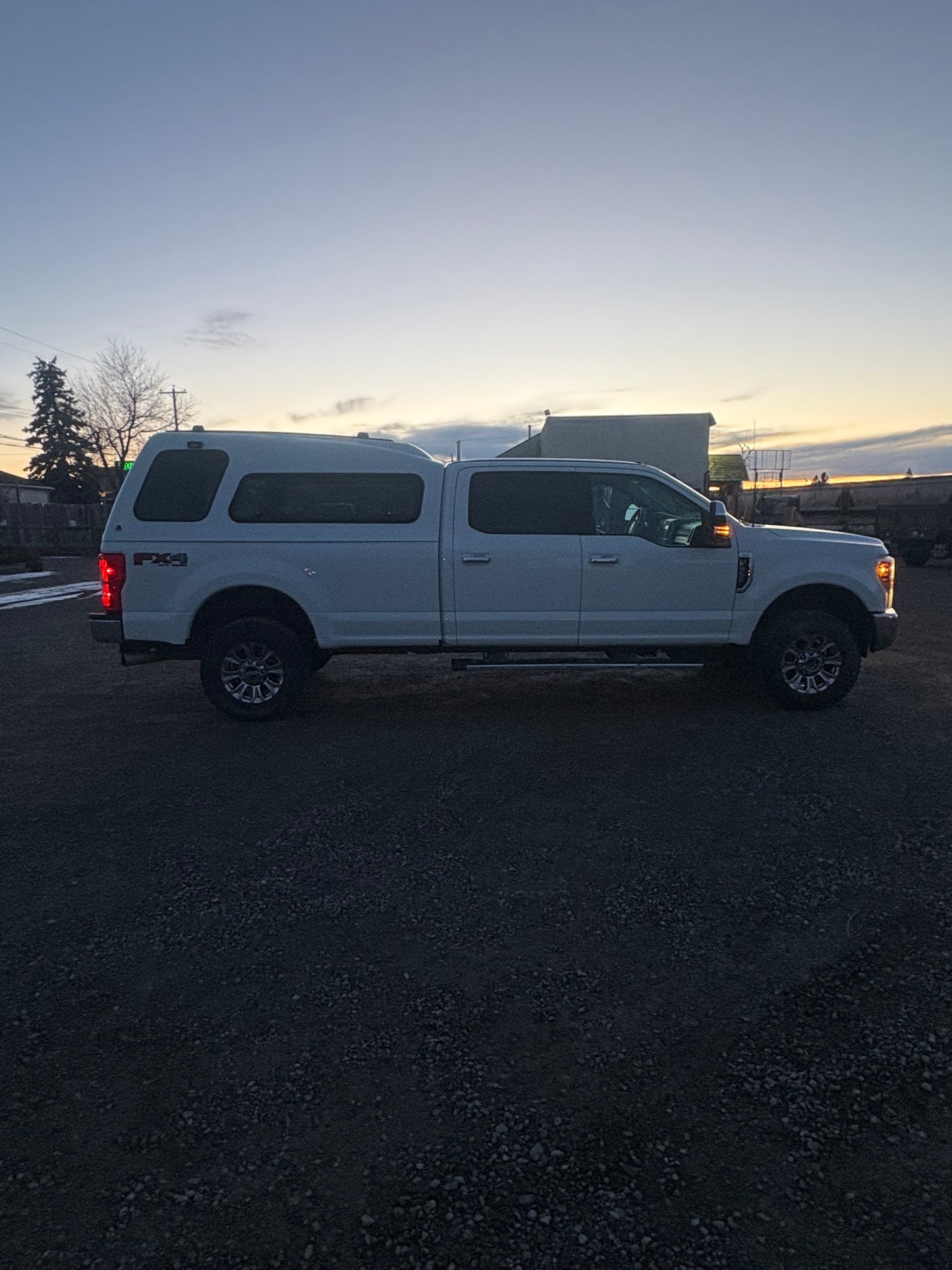 2018 Ford F350 XLT Crew Cab Long Box 4x4