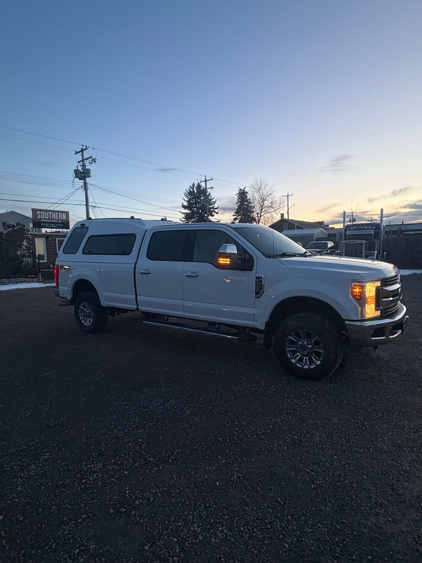 2018 Ford F350 XLT Crew Cab Long Box 4x4