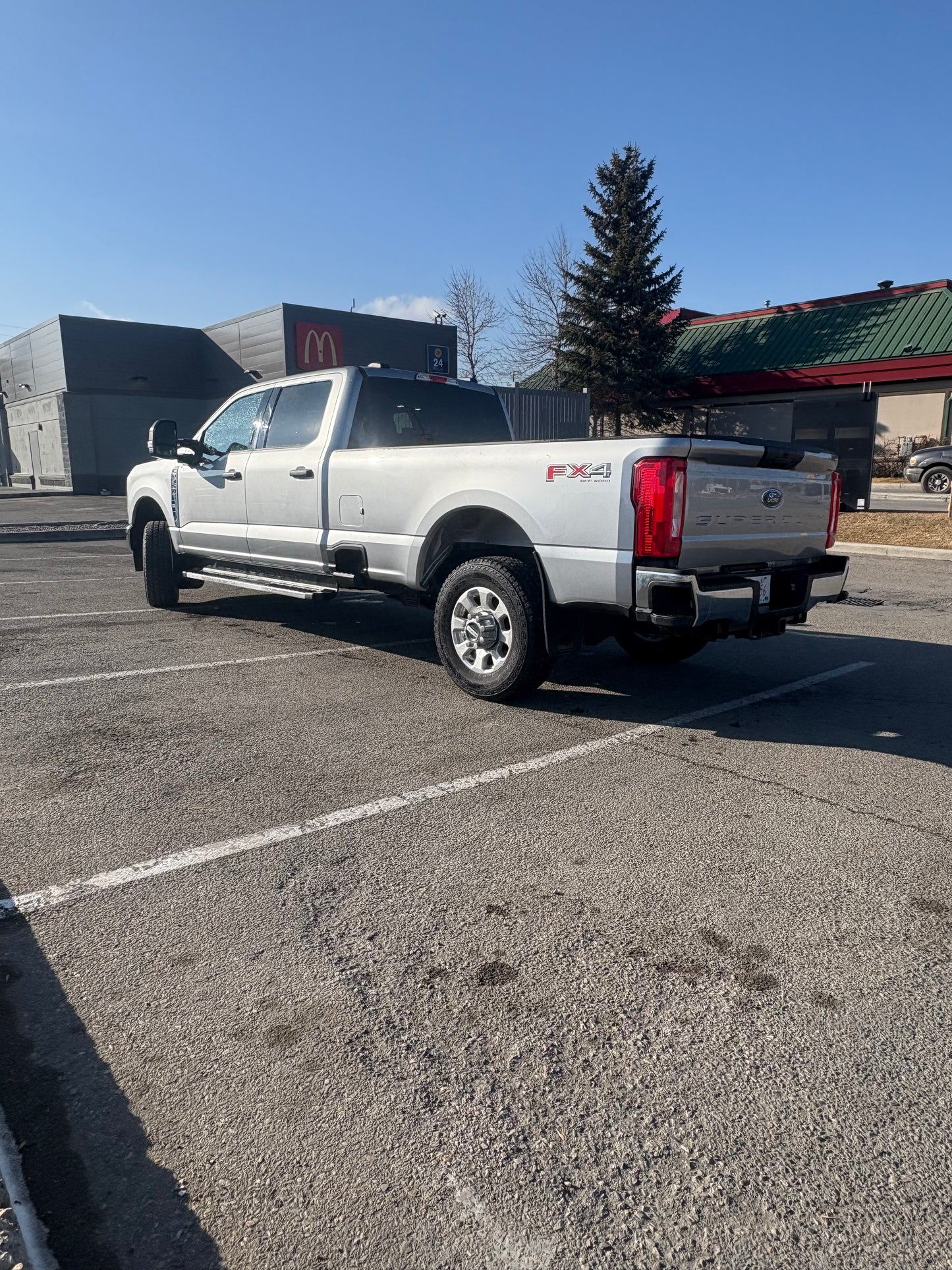 2023 Ford F350 XLT Crew Cab Long Box