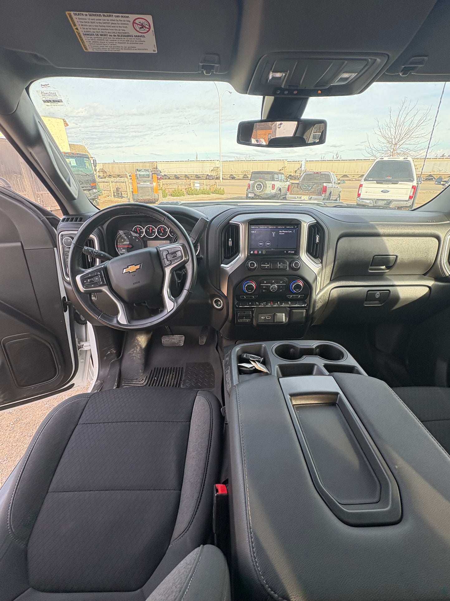 2023 Chevrolet Silverado 3500HD LT Crew Longbox
