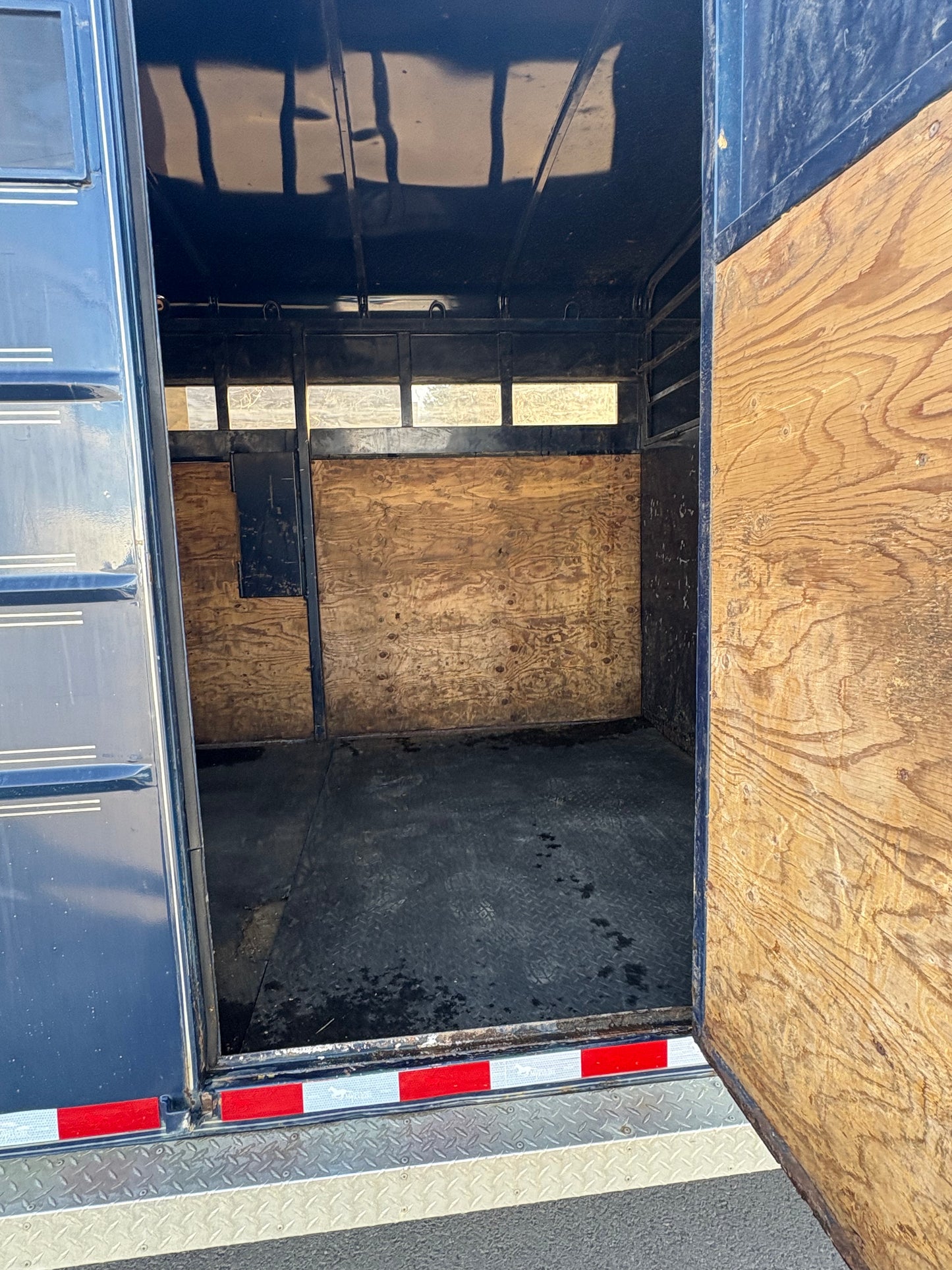 2002 Mustang 7x20 Stock Trailer