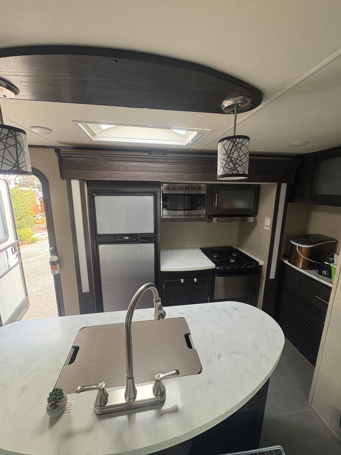 2017 Dutchmen Kodiak 330BHSL Travel Trailer