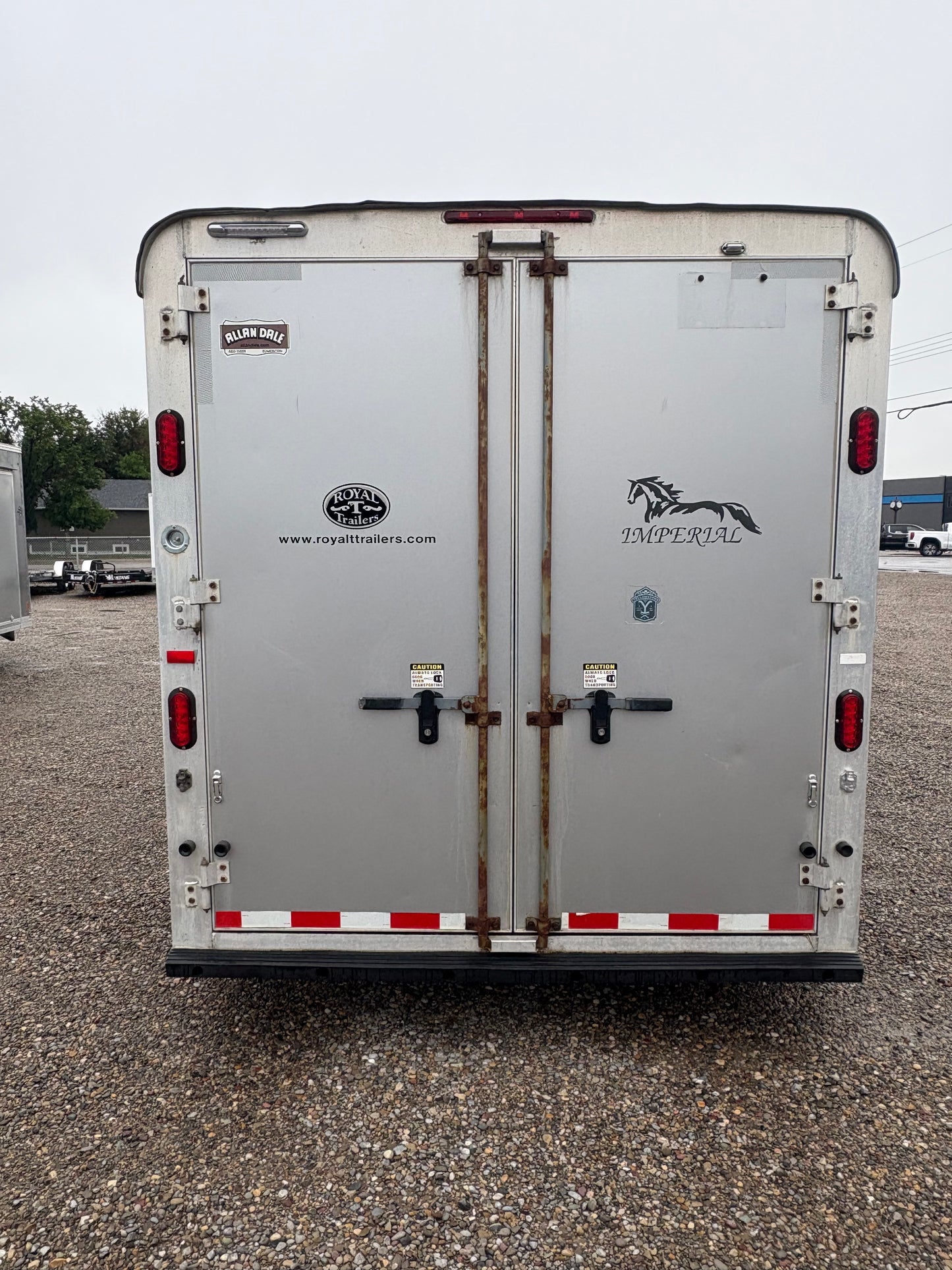 2014 C&B Royal T 3H Gooseneck All Aluminum
