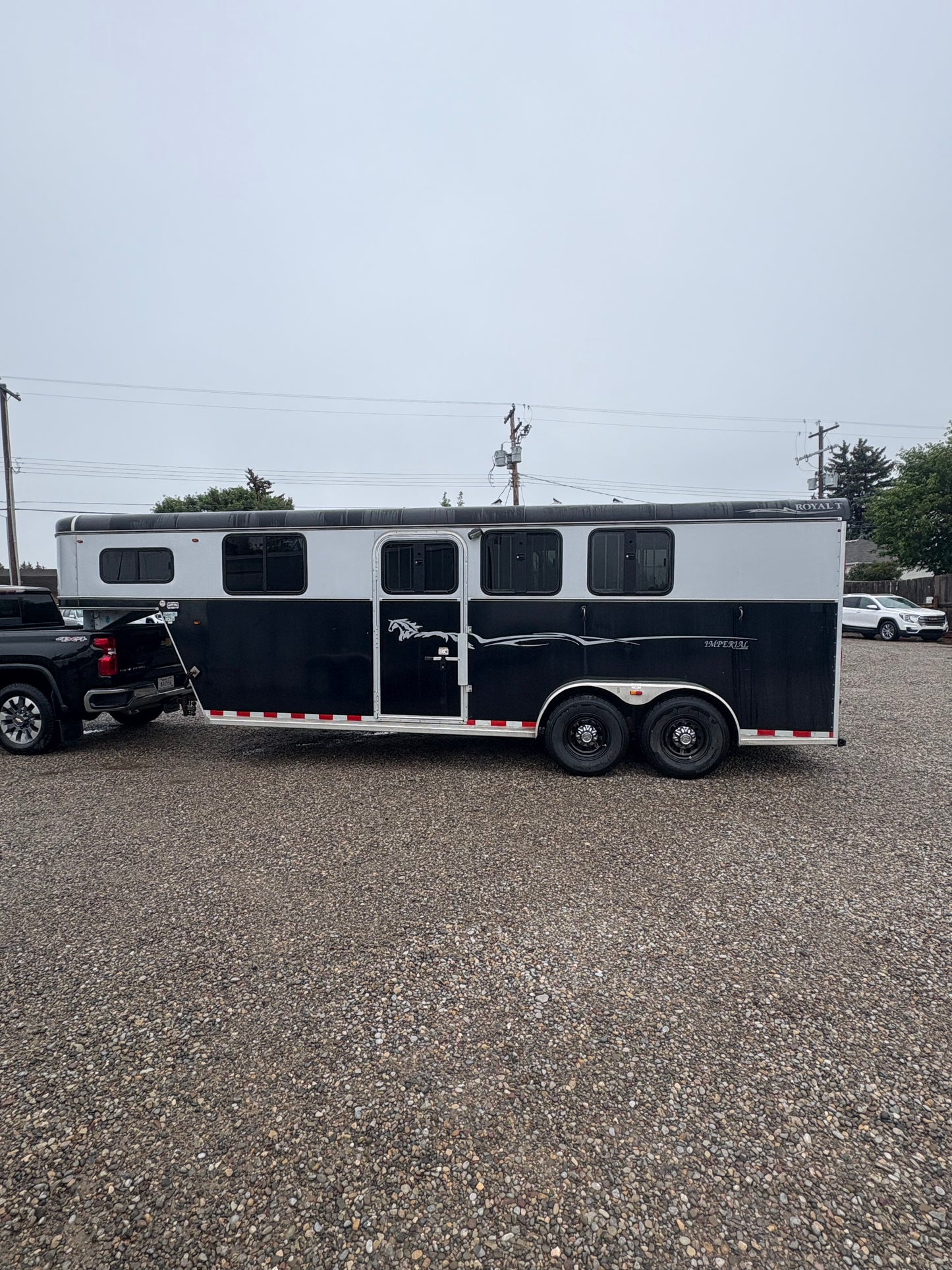 2014 C&B Royal T 3H Gooseneck All Aluminum