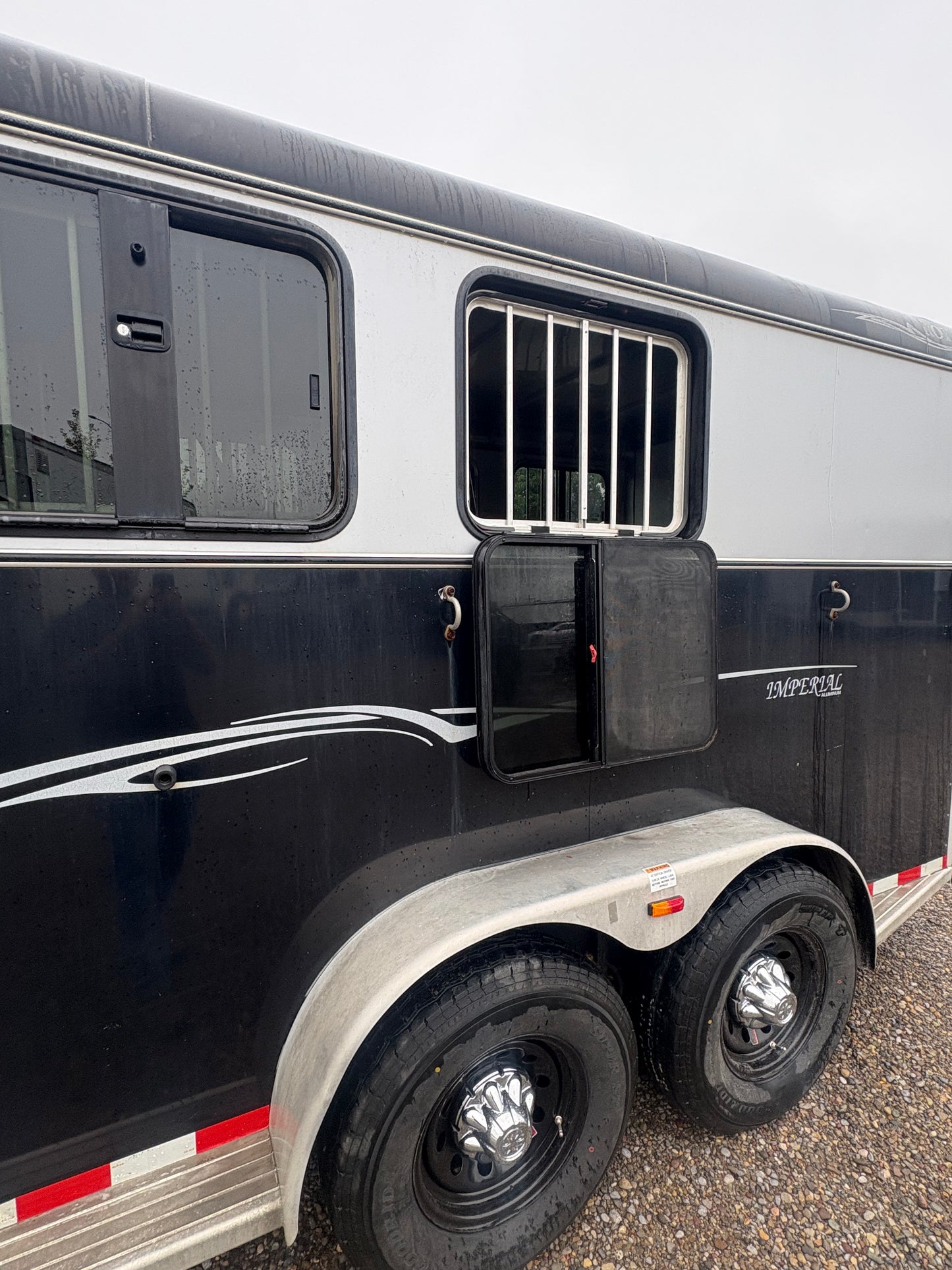 2014 C&B Royal T 3H Gooseneck All Aluminum