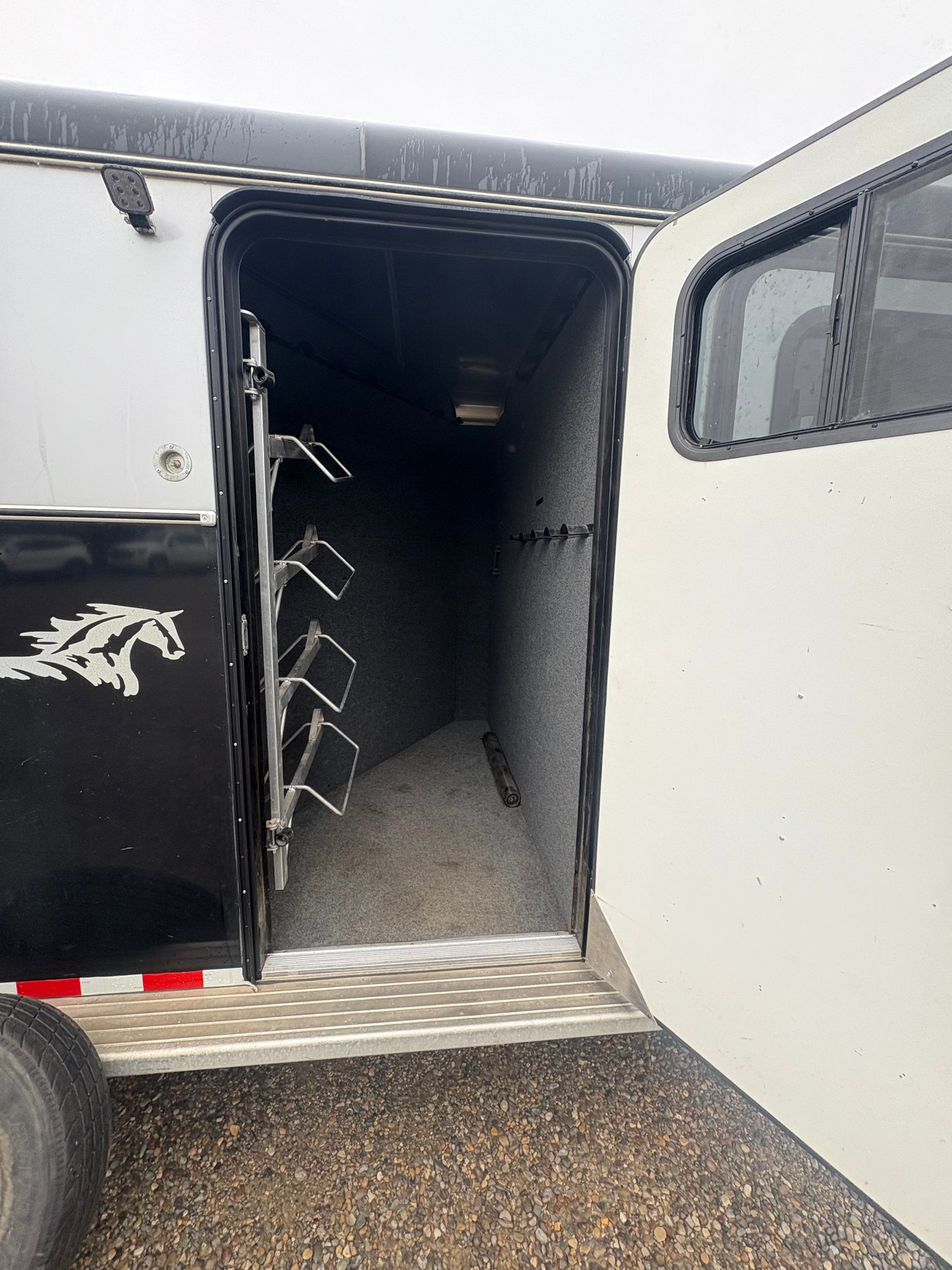 2014 C&B Royal T 3H Gooseneck All Aluminum