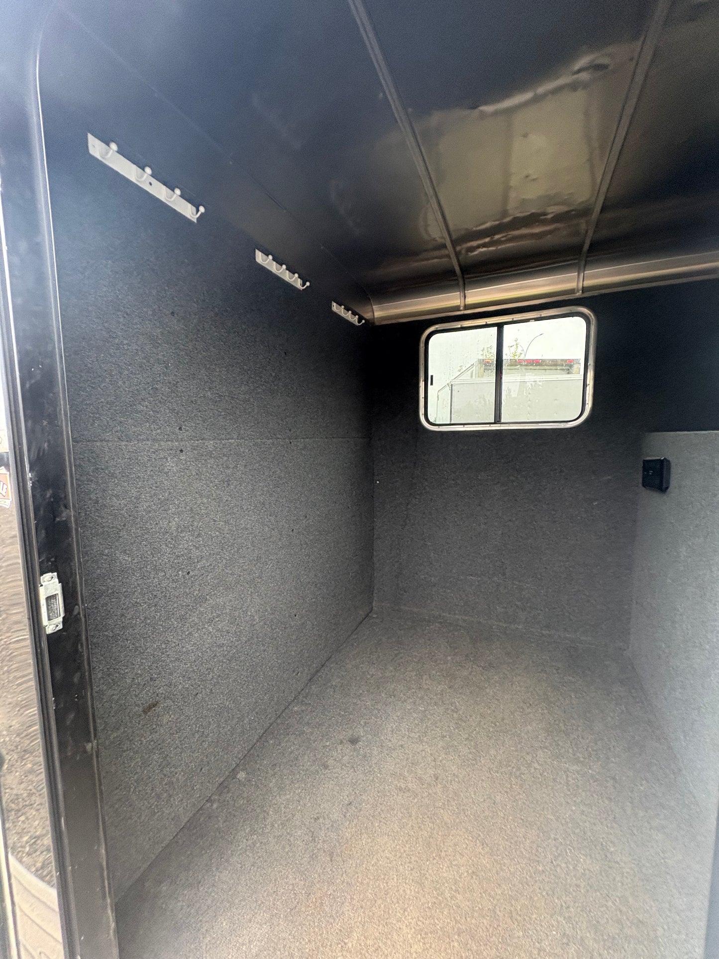 2014 C&B Royal T 3H Gooseneck All Aluminum