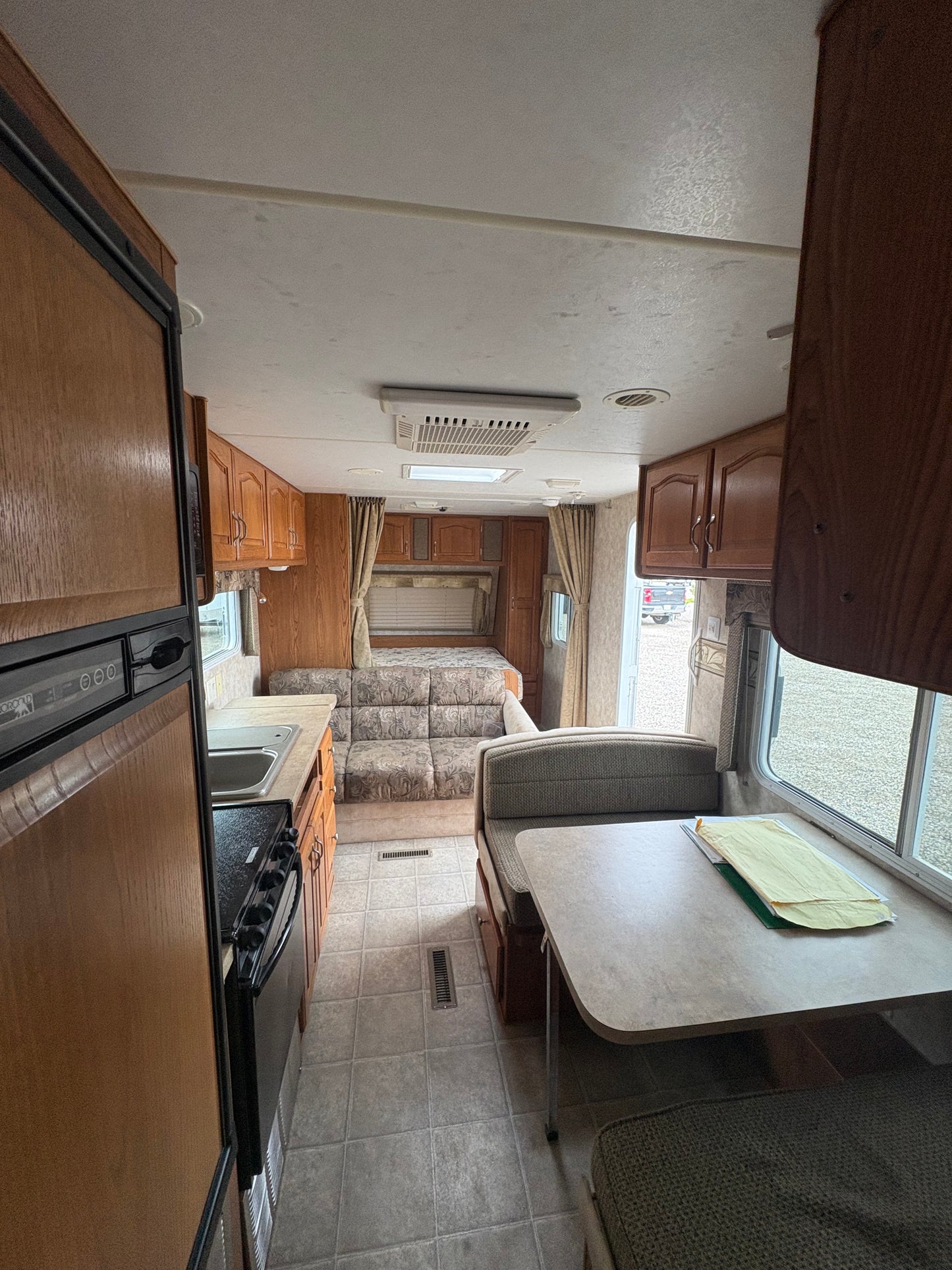 2008 Arctic Fox 22H 4 Season All Weather Coach