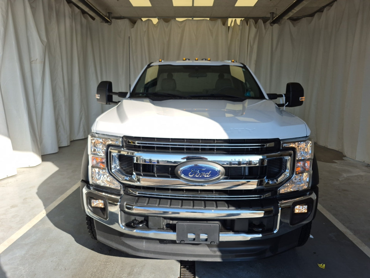 2022 Ford F600 XLT 20-Foot Roll Off Flat Deck Tow Truck 4WD