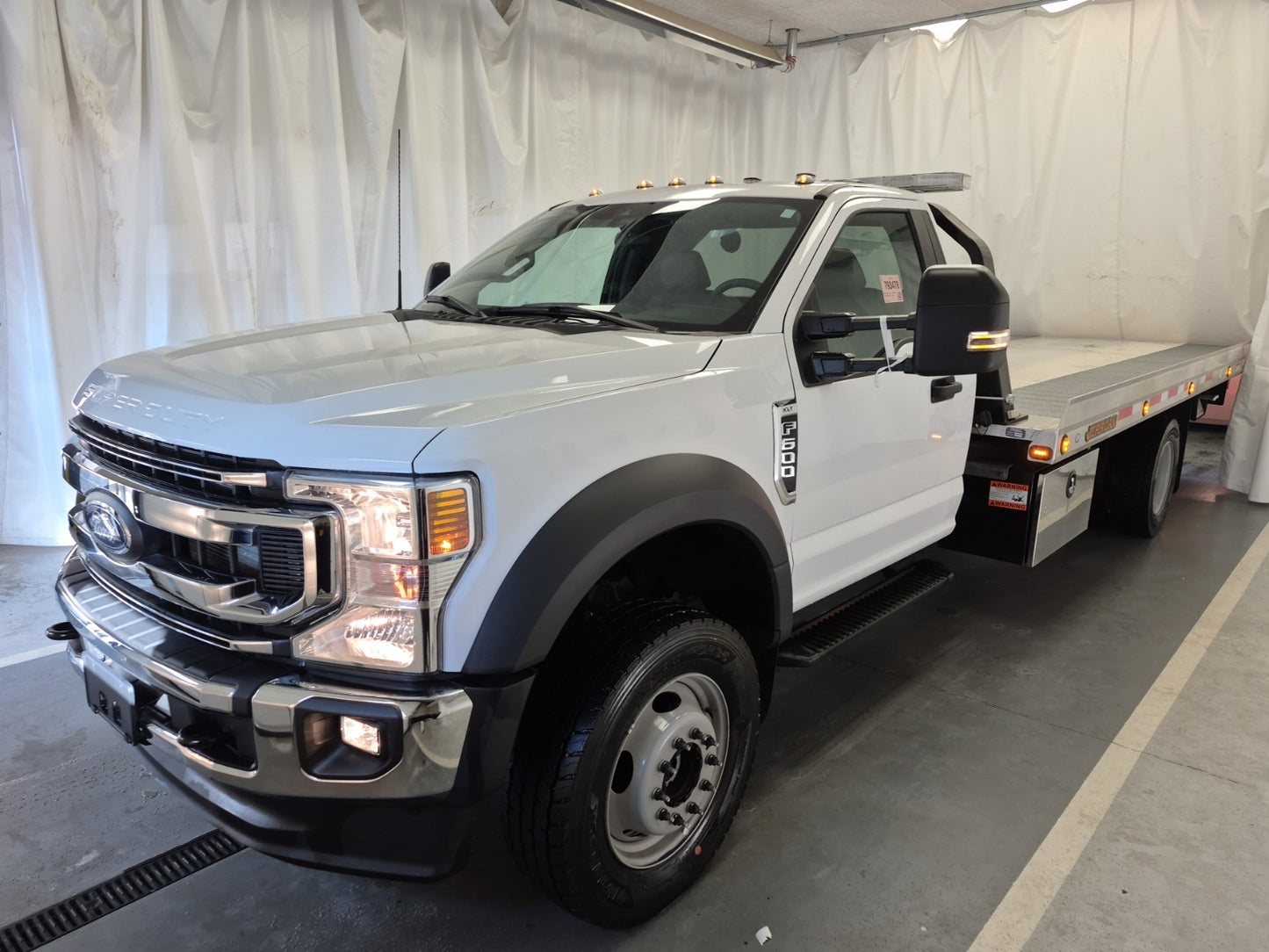2022 Ford F600 XLT 20-Foot Roll Off Flat Deck Tow Truck 4WD