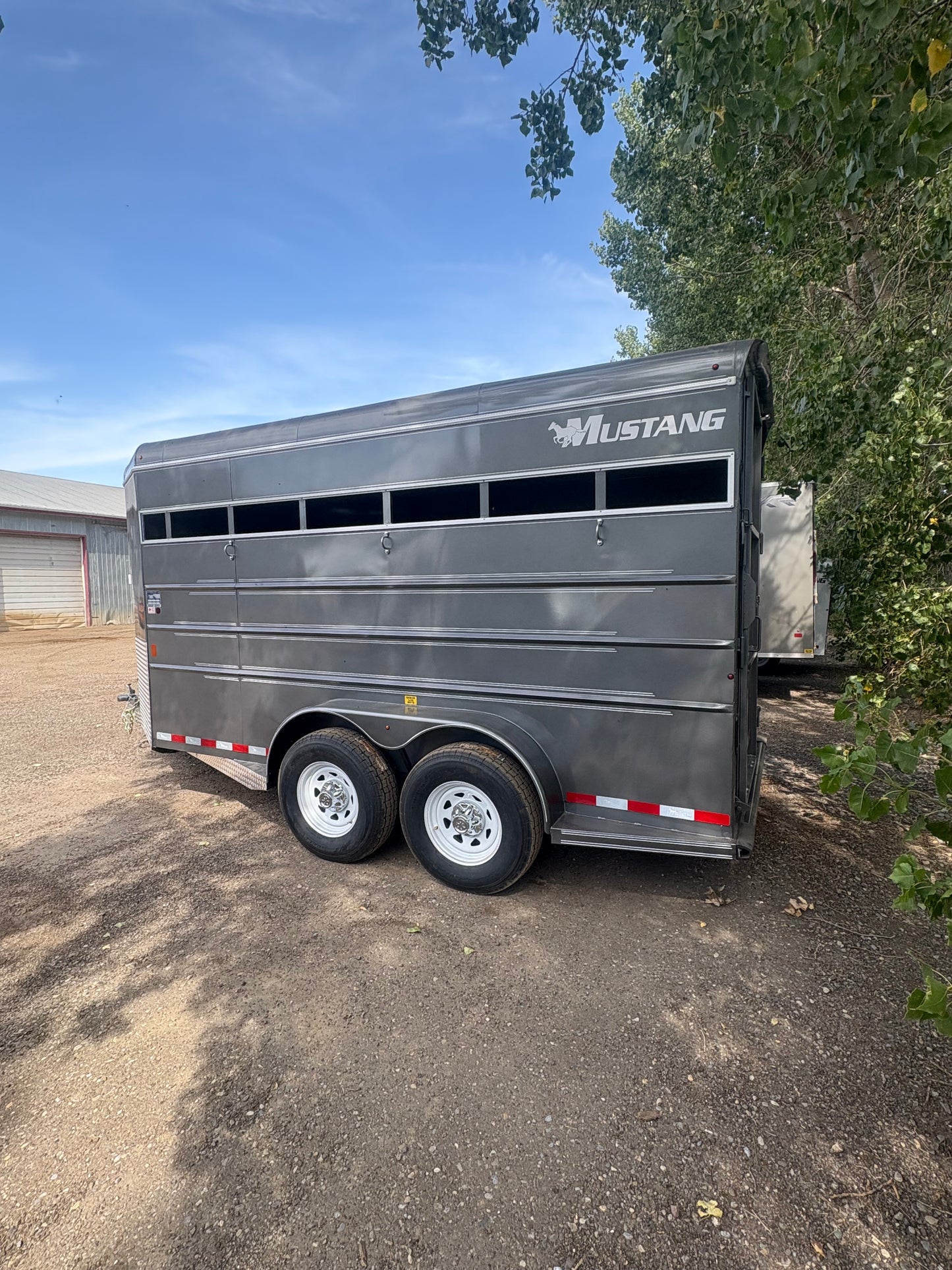 New Mustang 16ft Stock/Combo Trailer
