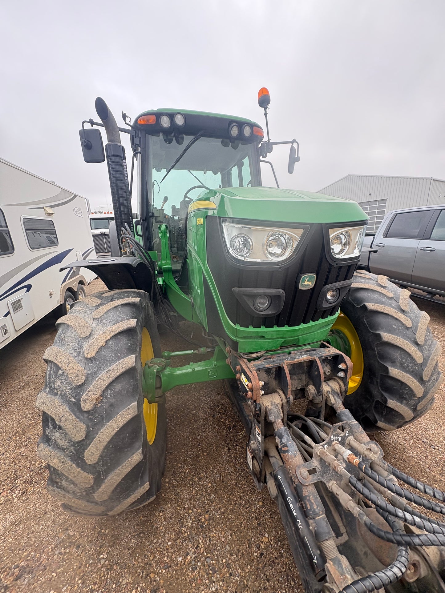 2015 John Deere 6125M Tractor w/Front Blade