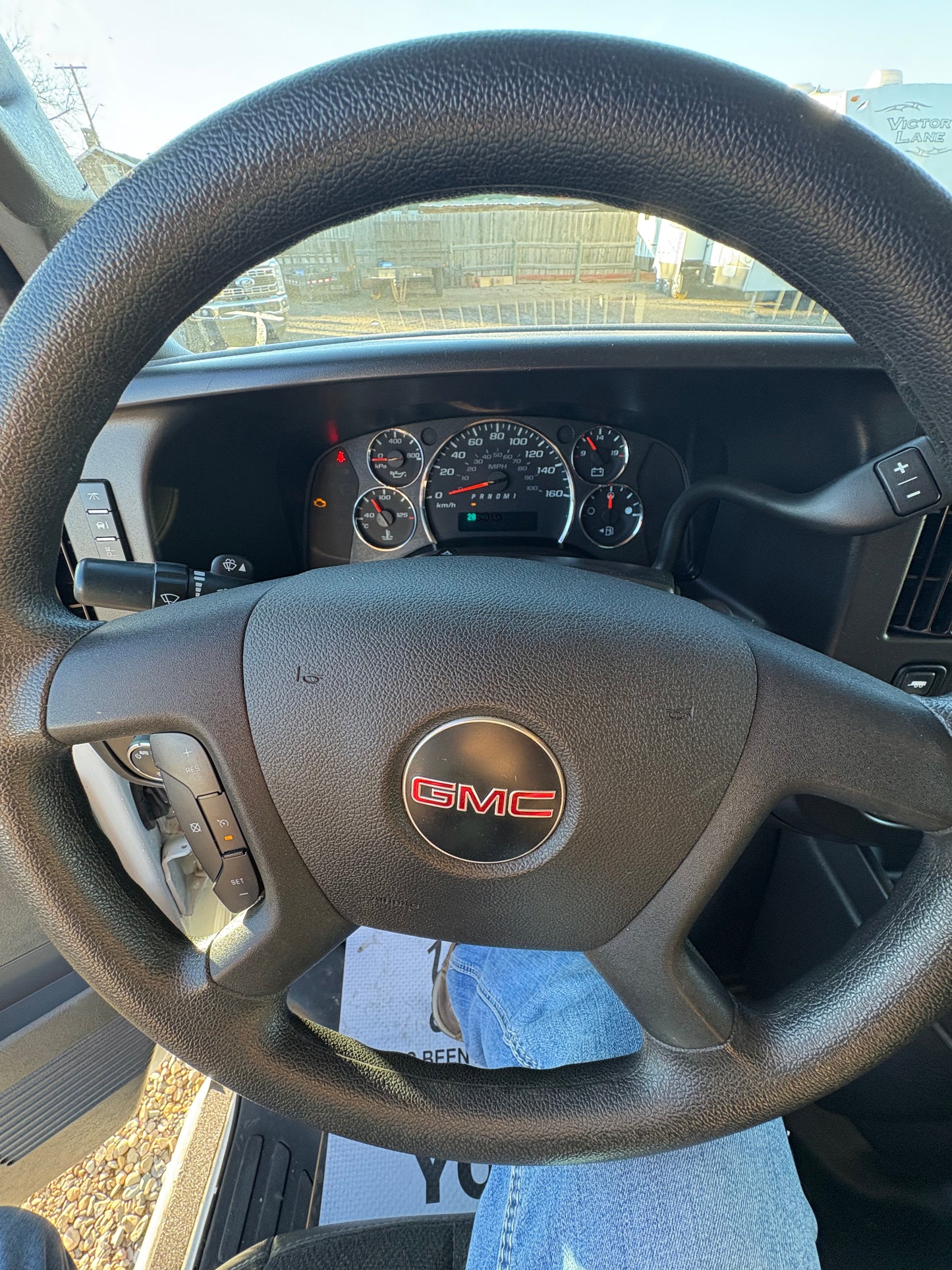 2023 GMC 2500 Cargo Van