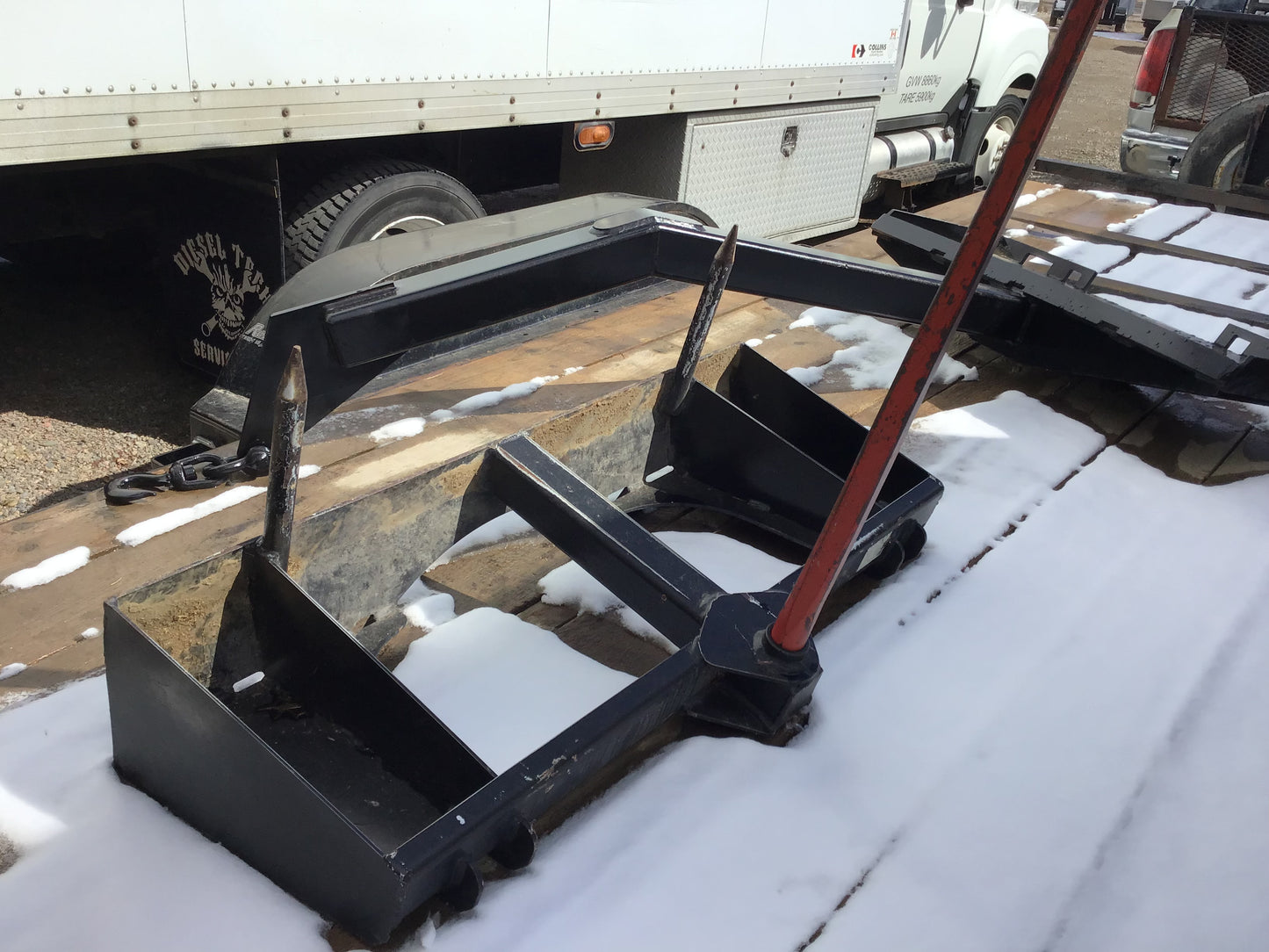 Bale Spear With Skid Steer Attachment