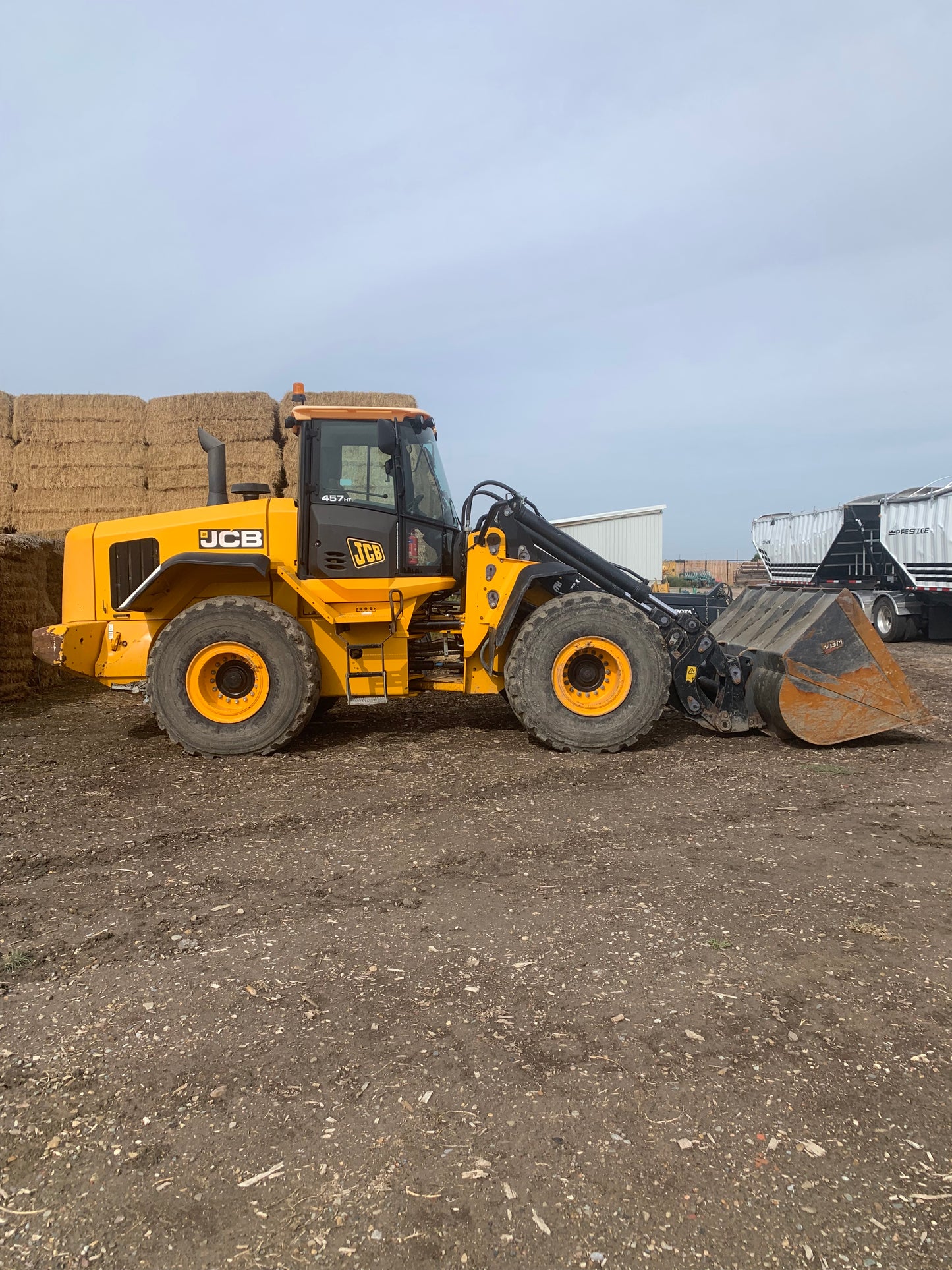 2014 JCB 457HT Wheel Loader