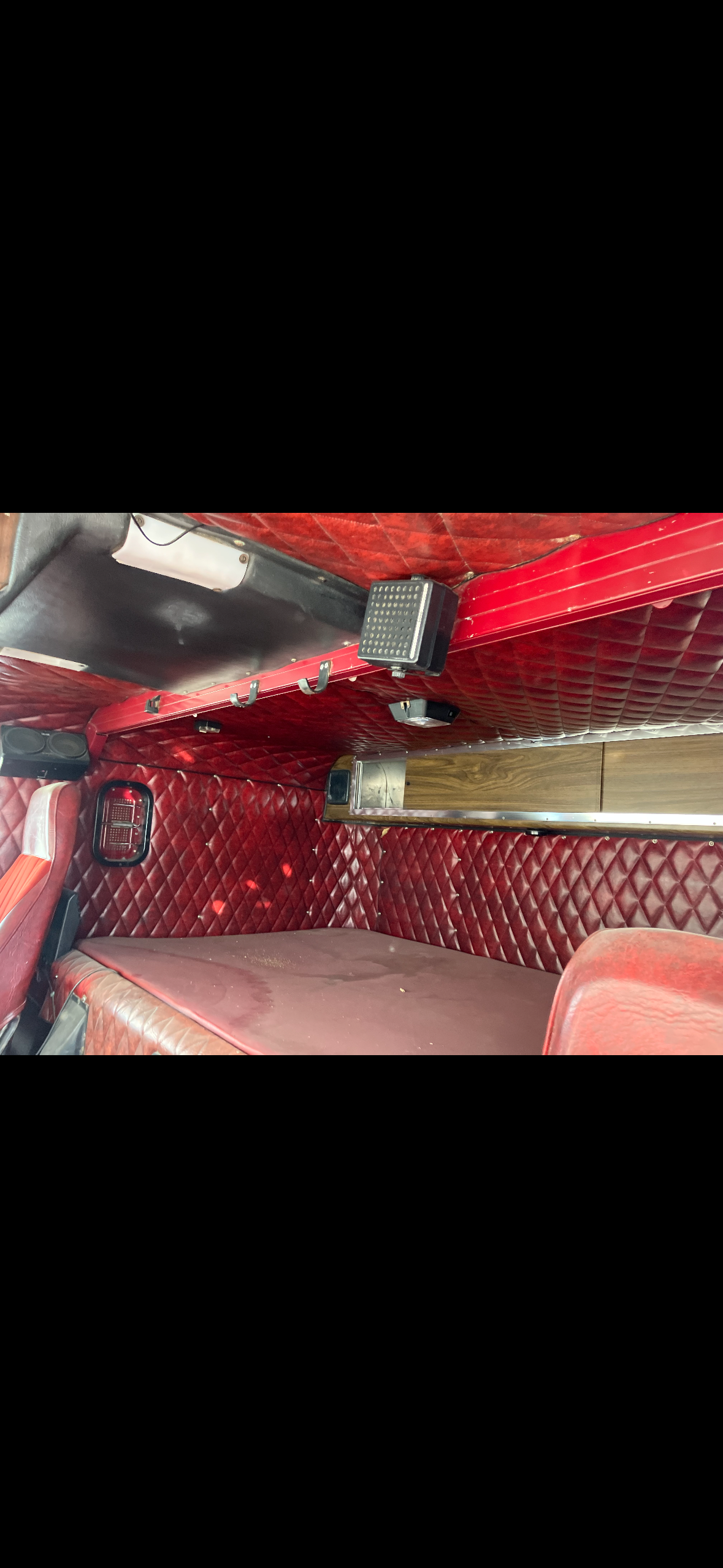 1983 Freightliner Cabover Semi