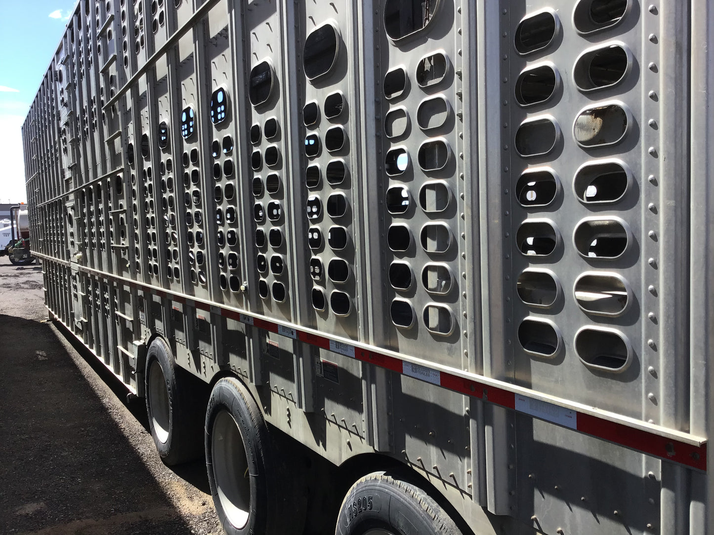 2016 Wilson PSDCL-402 Cattle Liner