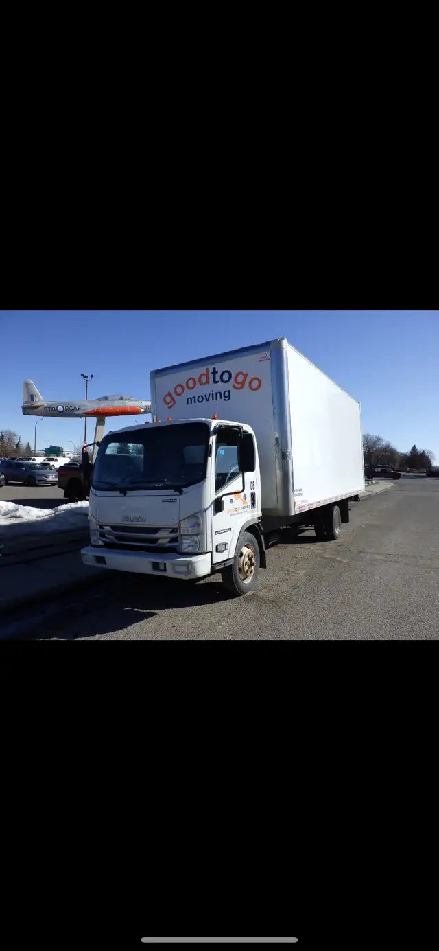 2016 Isuzu DryVan Box Truck