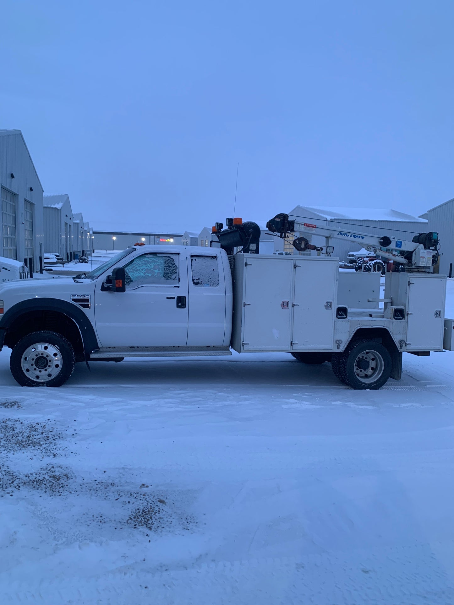 2008 F550. Super Duty XLT 4x4 Service Truck