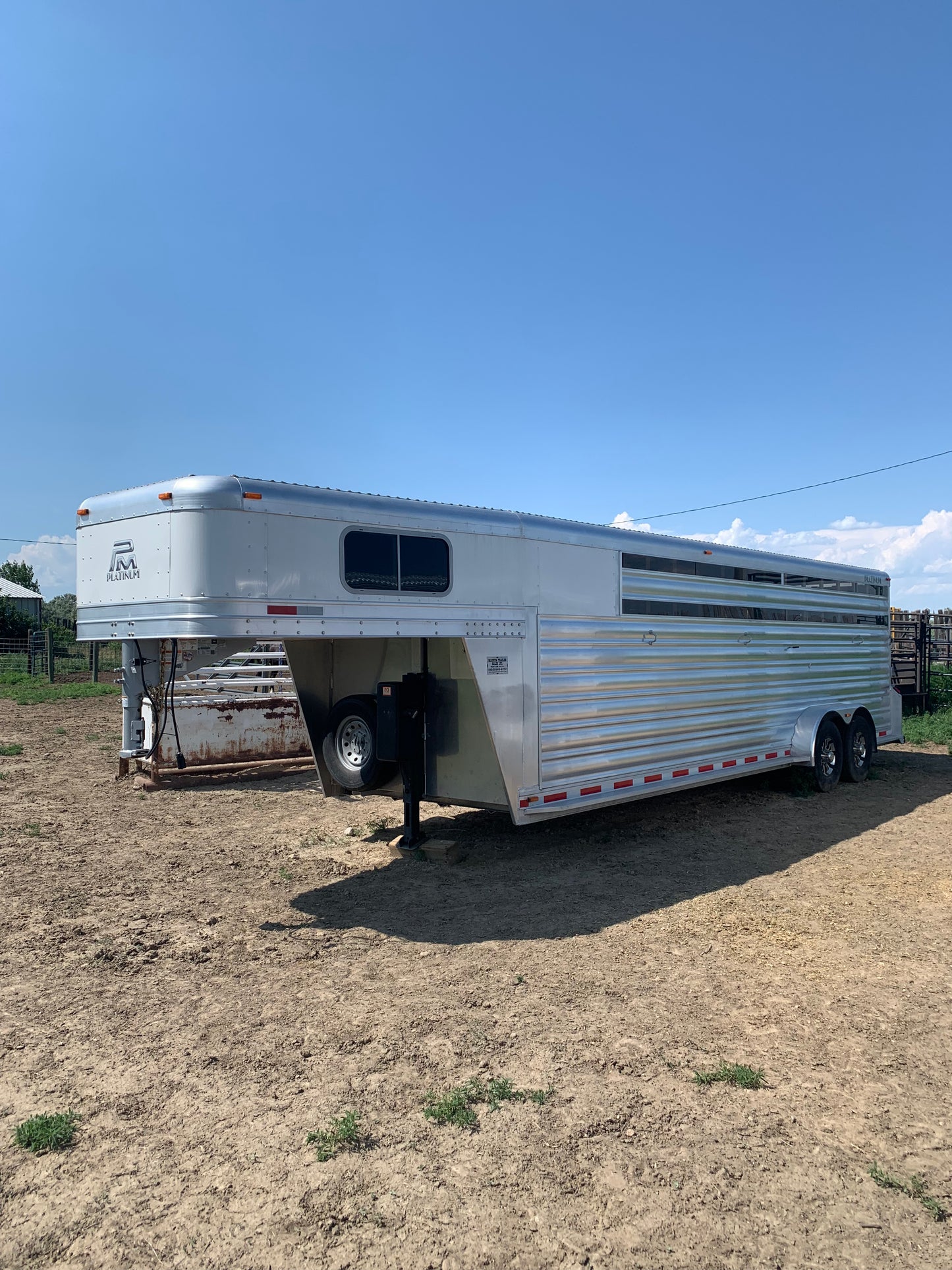 2024 Platinum 7x25 Combo Gooseneck