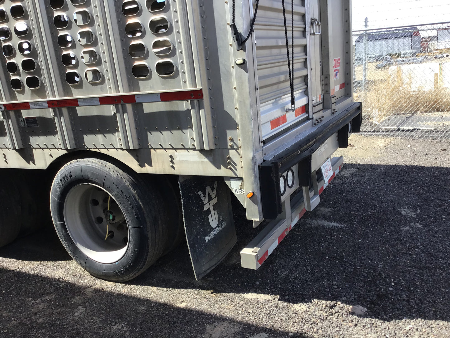 2016 Wilson PSDCL-402 Cattle Liner