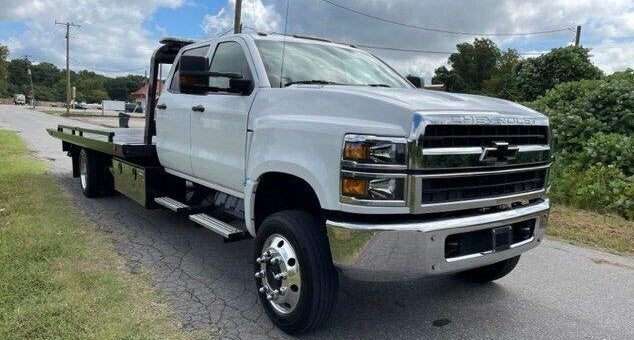 *SOLD* 2019 Chev 6500 4x4 Flatbed Rollback