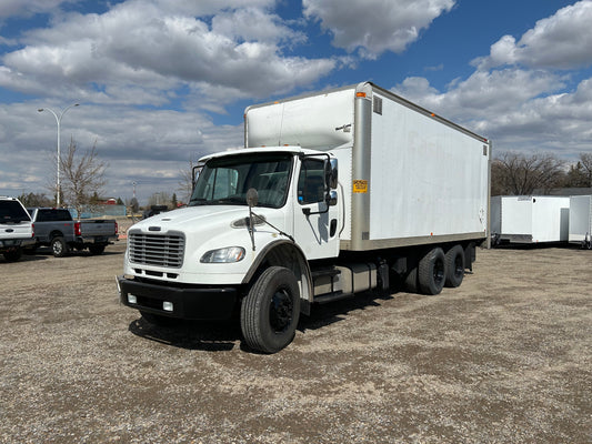 2018 Freightliner M2 106