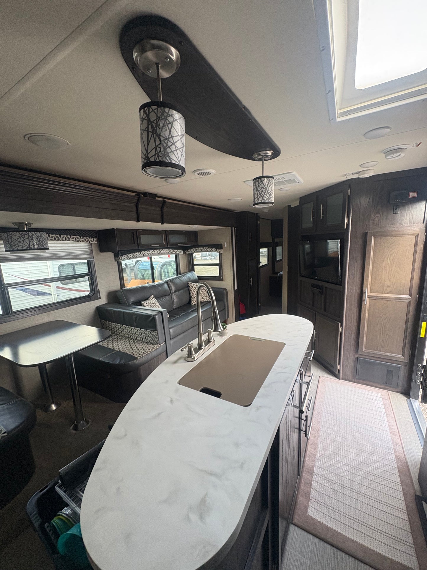 2017 Dutchmen Kodiak 330BHSL Travel Trailer