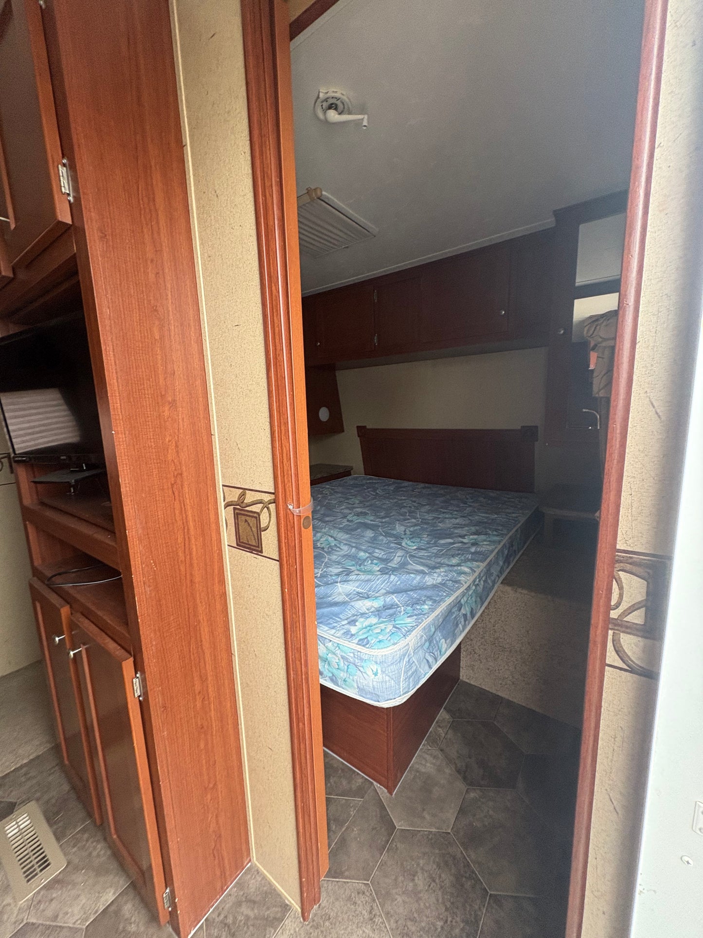 2009 Crossroads Zinger 26BH Bunkhouse