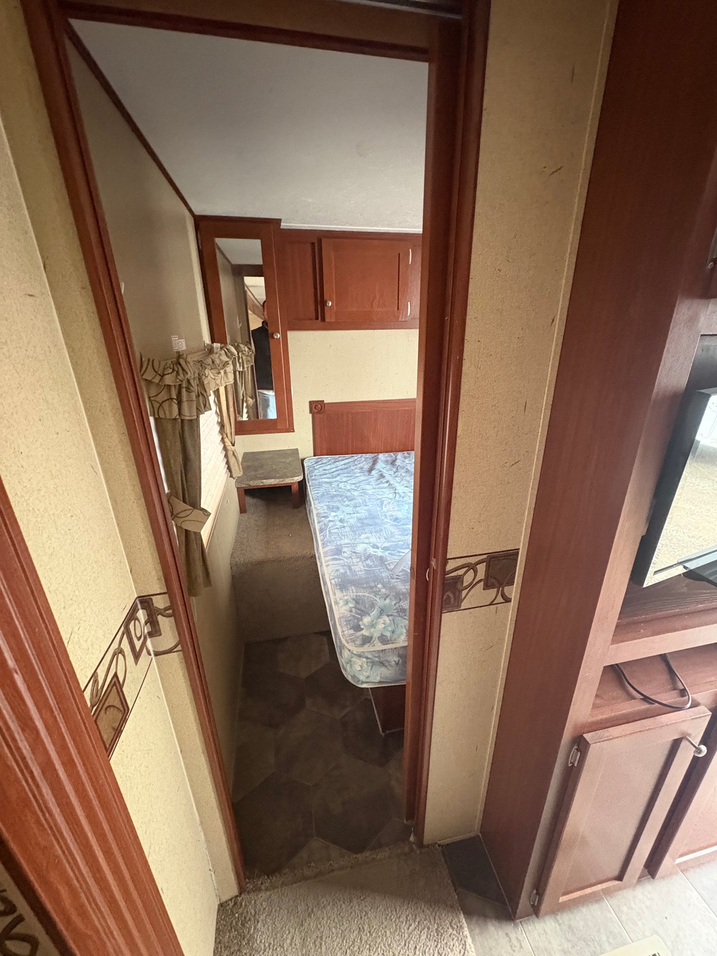 2009 Crossroads Zinger 26BH Bunkhouse