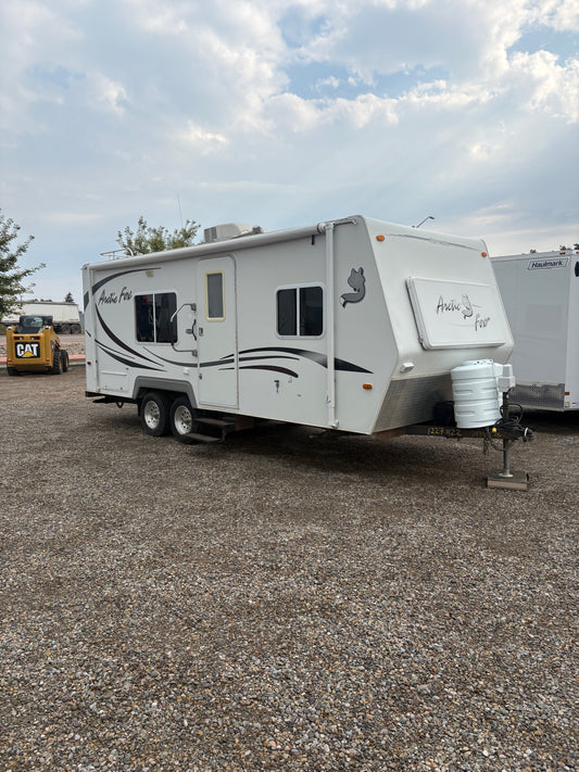 2008 Arctic Fox 22H 4 Season All Weather Coach