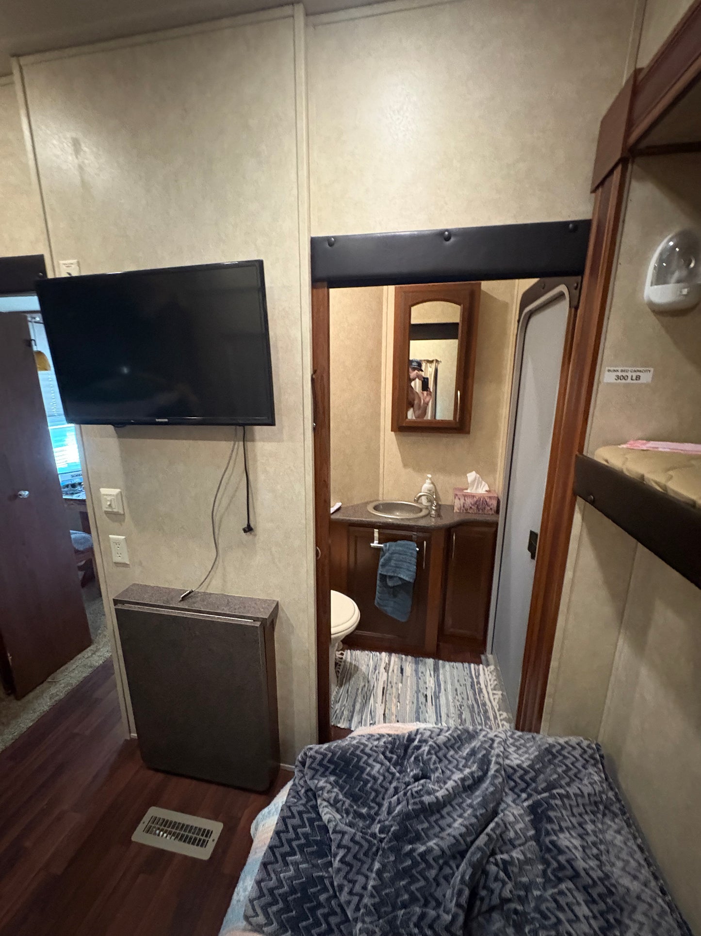 Columbia 385BH Bunkhouse 5th Wheel