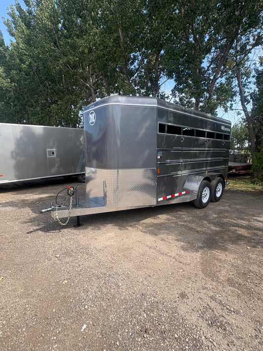 New Mustang 16ft Stock/Combo Trailer