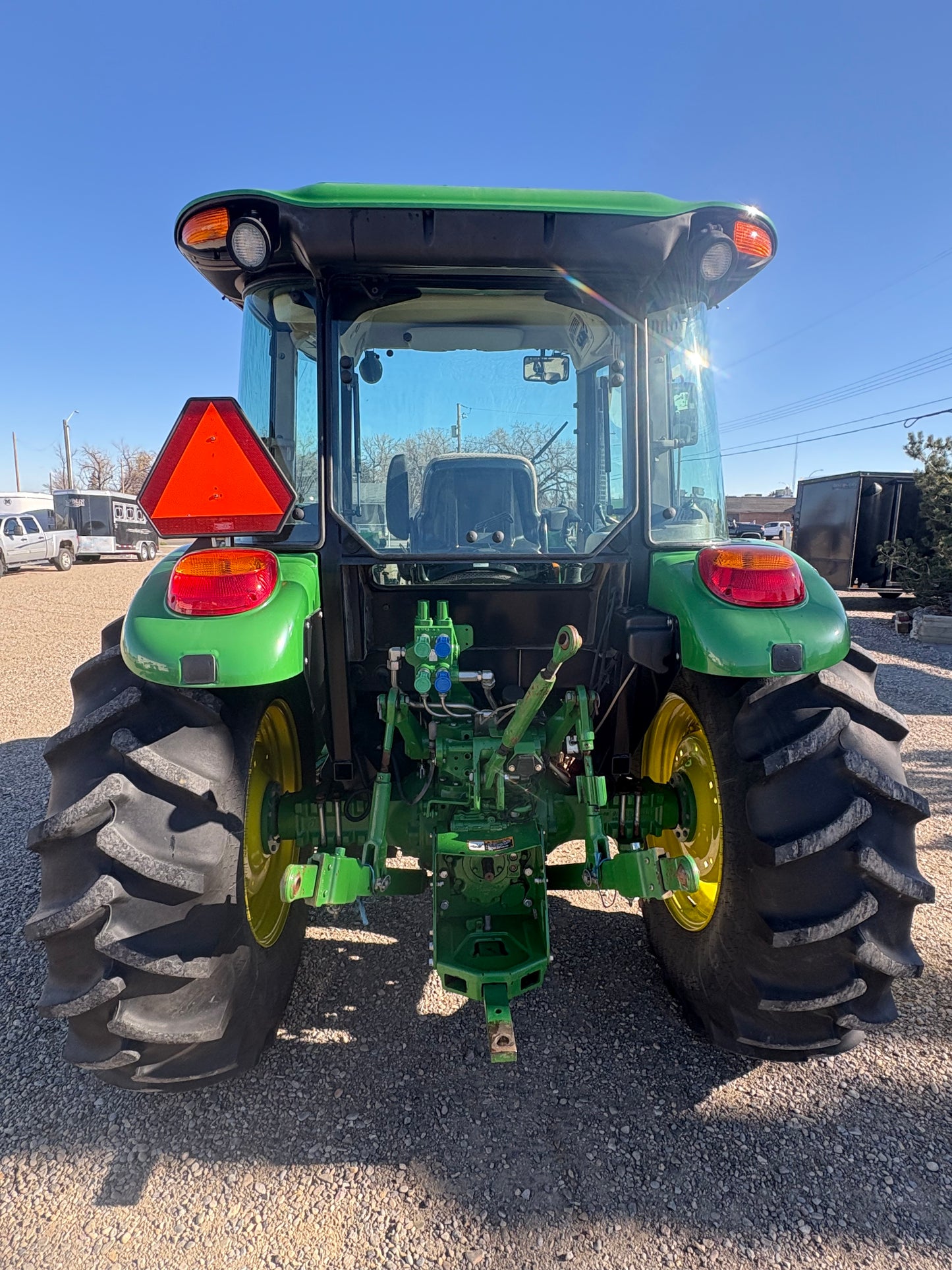 2014 John Deere 5100E / 553 Loader