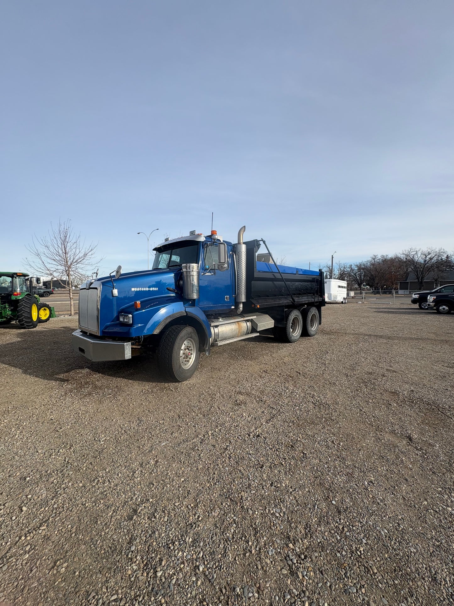 ‘09 Western Star 4900SA Dump Truck