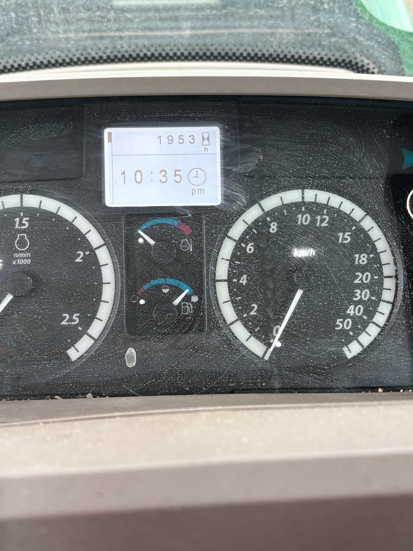 2015 John Deere 6125M Tractor w/Front Blade