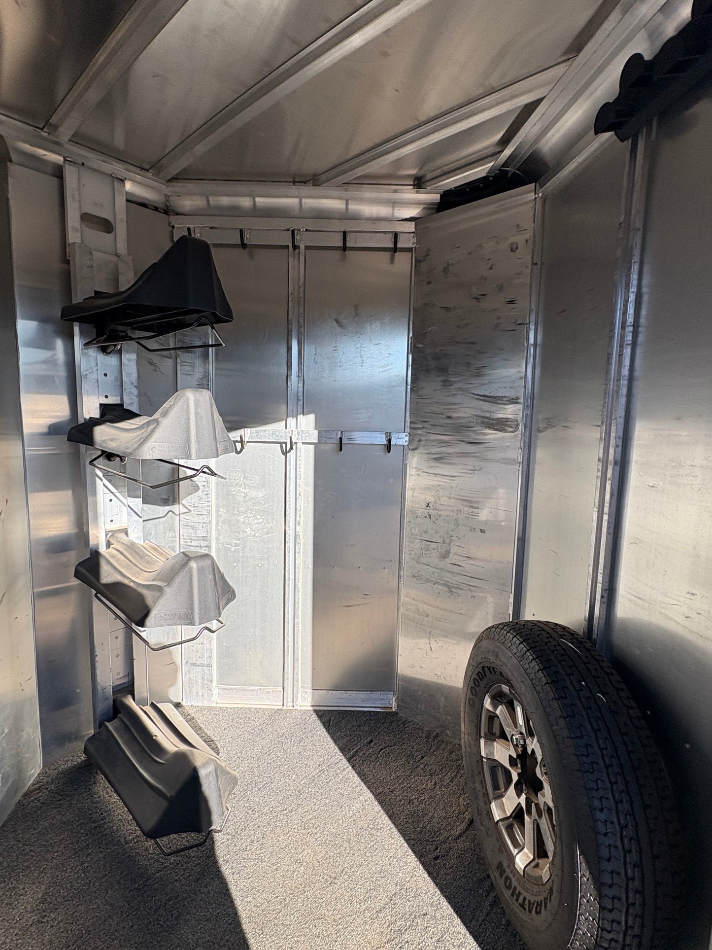 2015 Featherlite 3 Horse Trailer
