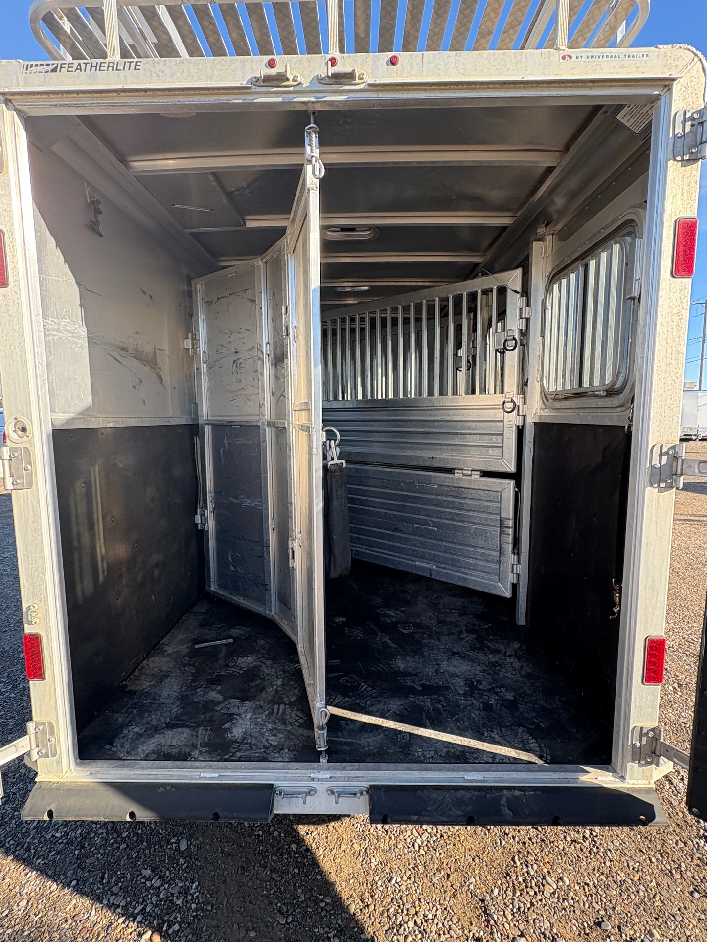 2015 Featherlite 3 Horse Trailer