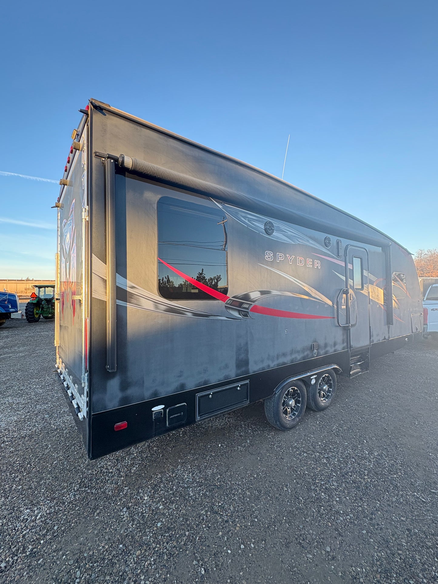 2016 Winnebago Spyder Toy Hauler