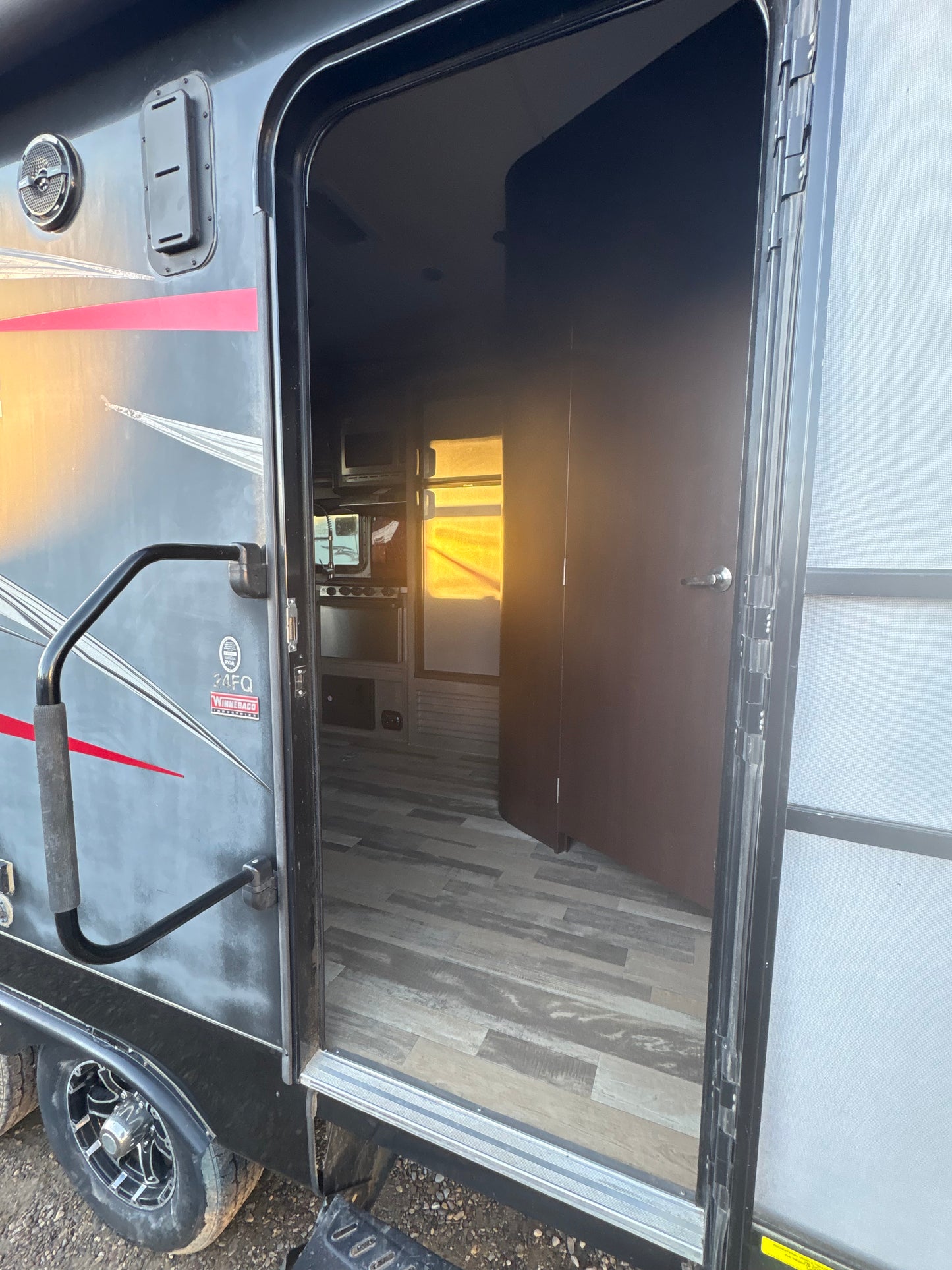 2016 Winnebago Spyder Toy Hauler