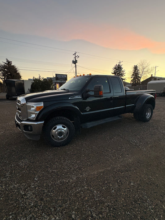 2011 Ford F350 Lariat Dually