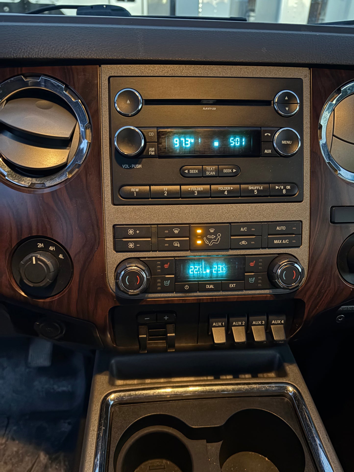 2011 Ford F350 Lariat Dually