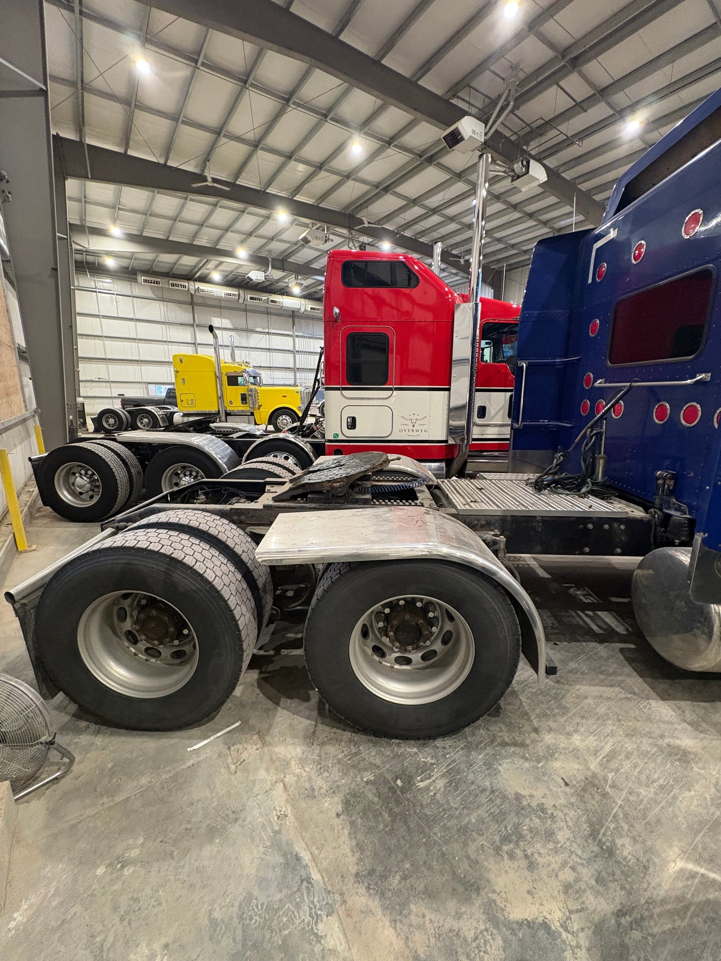 2003 Peterbilt 379 Sleeper Truck