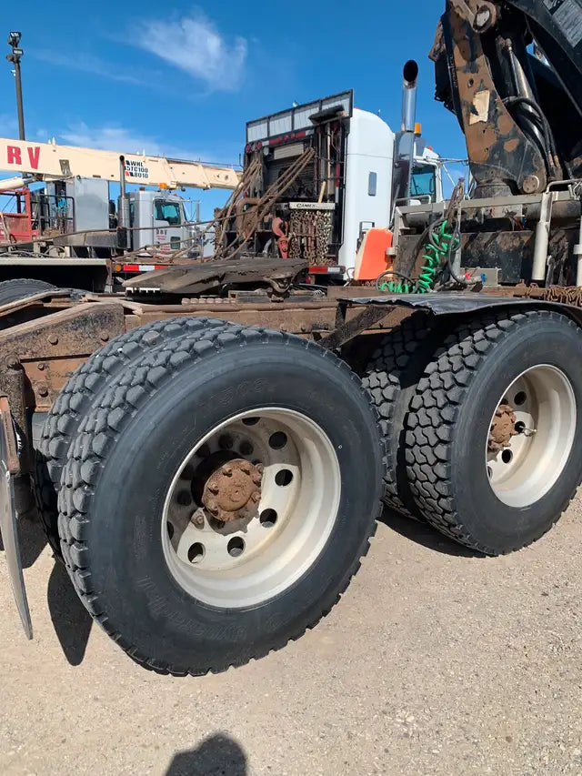 2006 International 5900i Day Cab